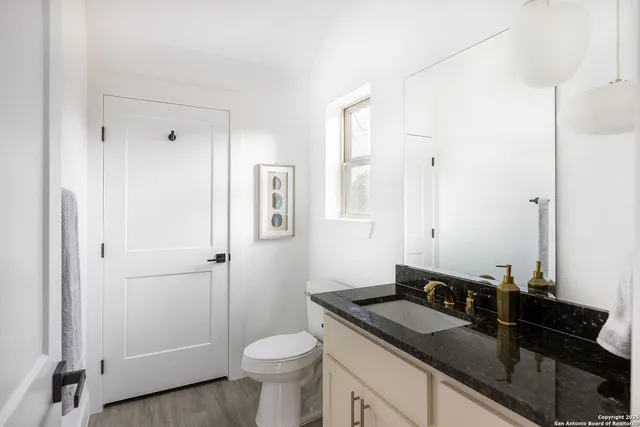 $1,875 | 1940 Green Hill Drive, Canyon Lake, TX 78133