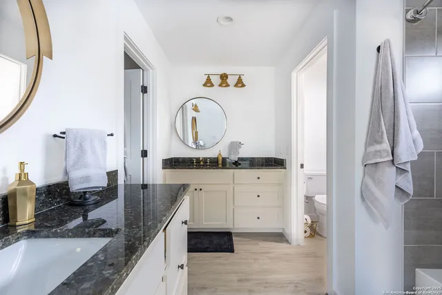 $1,875 | 1940 Green Hill Drive, Canyon Lake, TX 78133