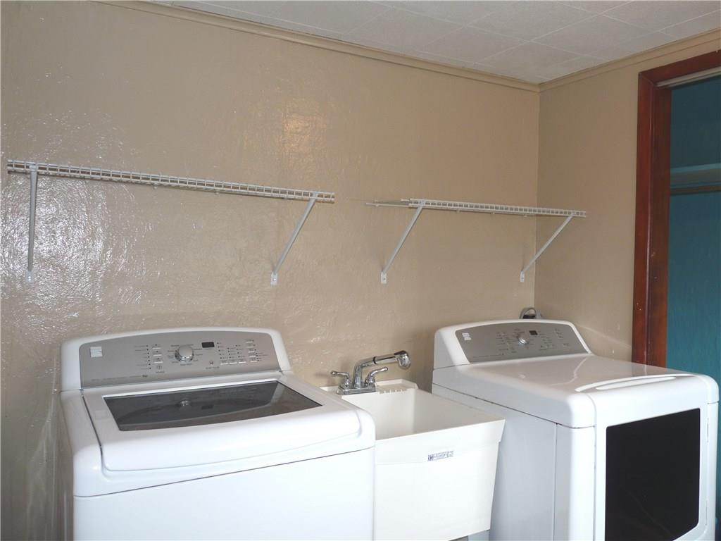 400 Triangle Drive McKees Rocks, PA 15136 - Photo 20 of 22