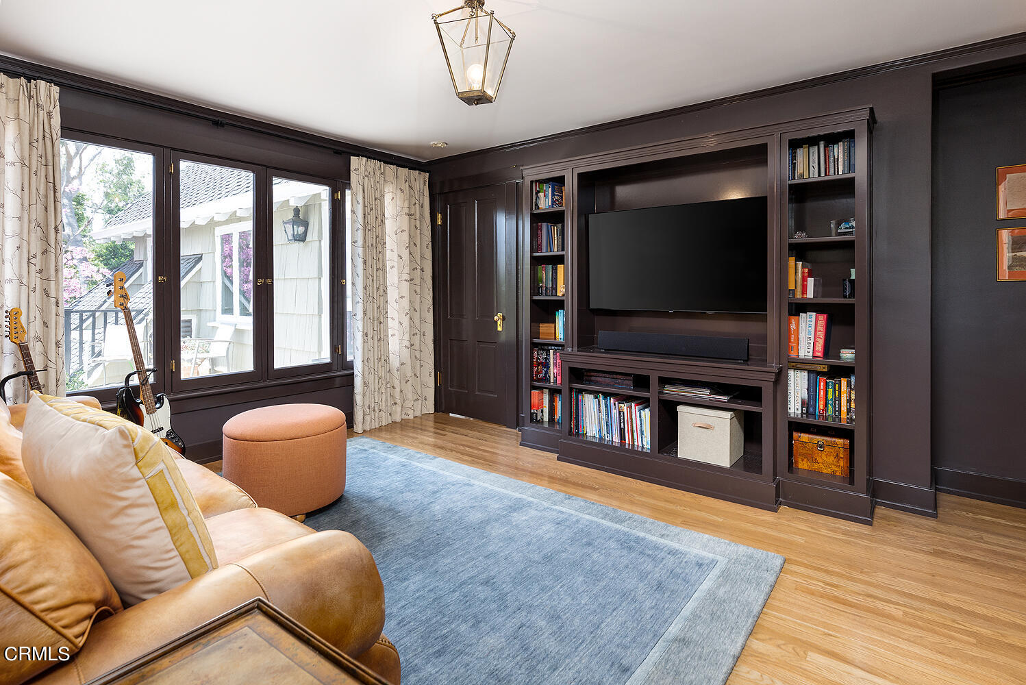 1375 Ridge Way Pasadena, CA 91106 - Photo 19 of 36 a living room with furniture and a flat screen tv