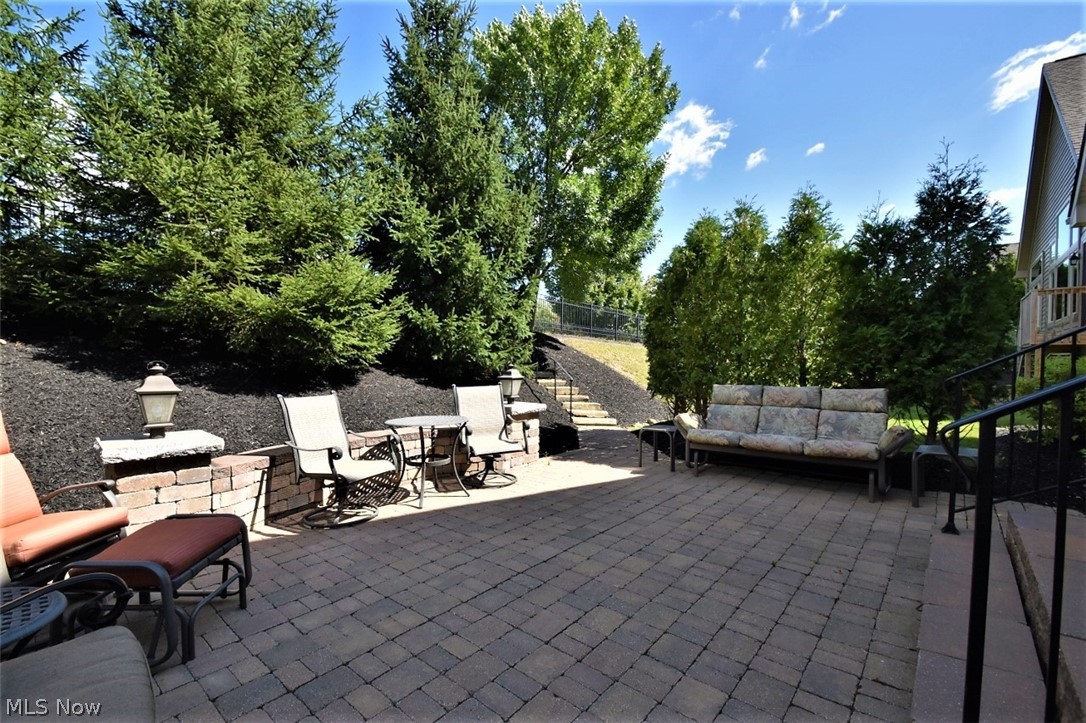 5125 River Creek Road Cleveland, OH 44124 - Photo 28 of 33