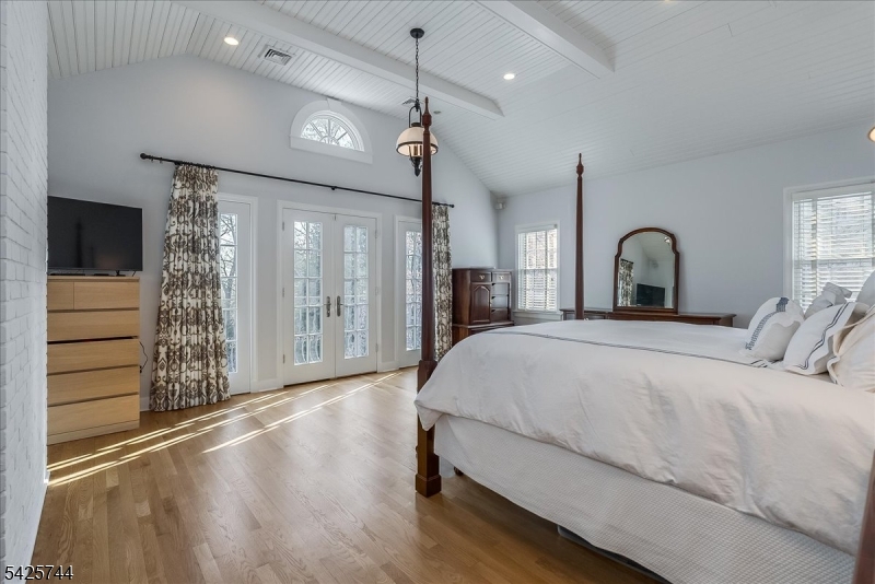 40 Spring Brook Road Morristown, NJ 07960 - Photo 15 of 27