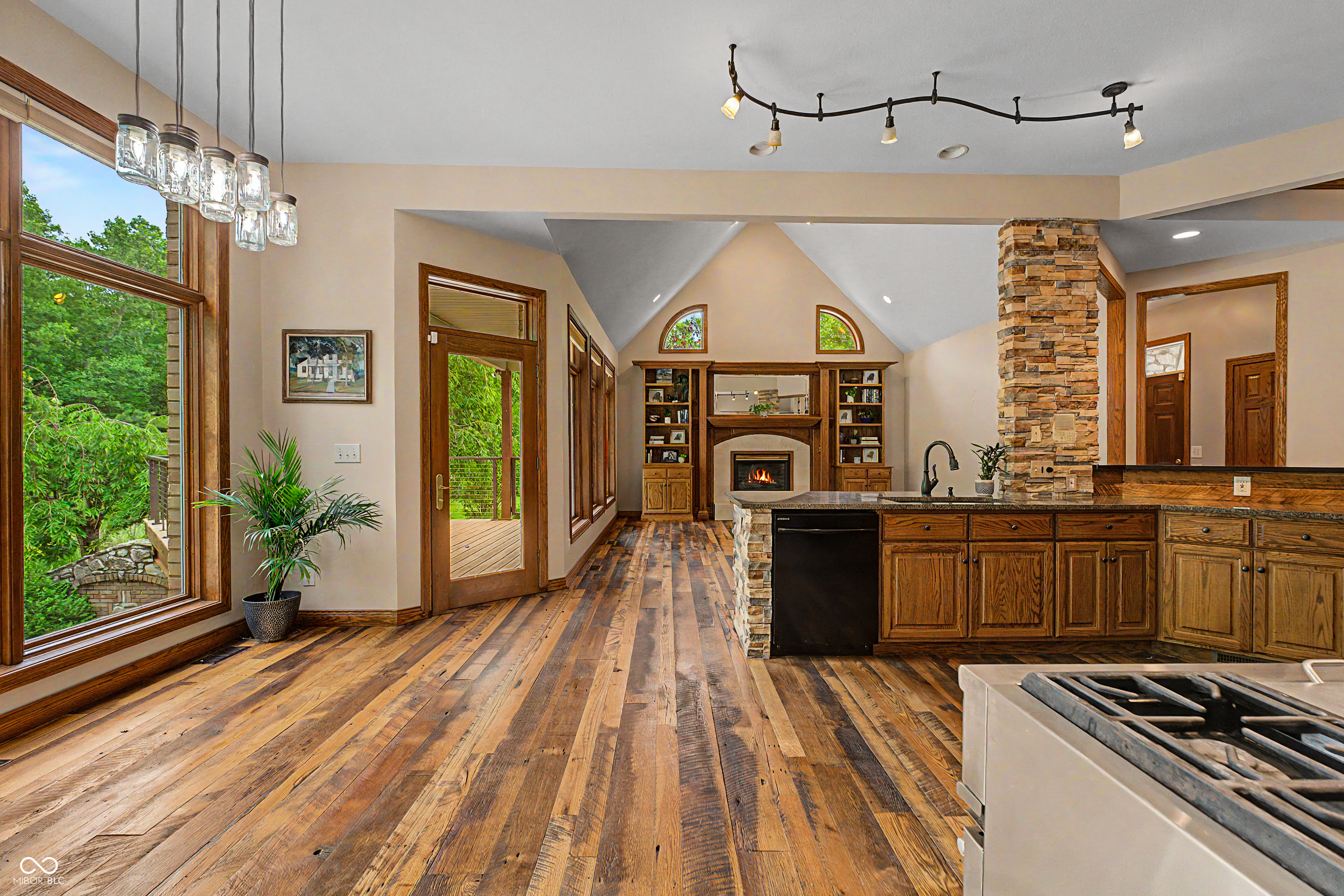 12980 West Mt Healthy Road Columbus, IN 47201 - Photo 39 of 123