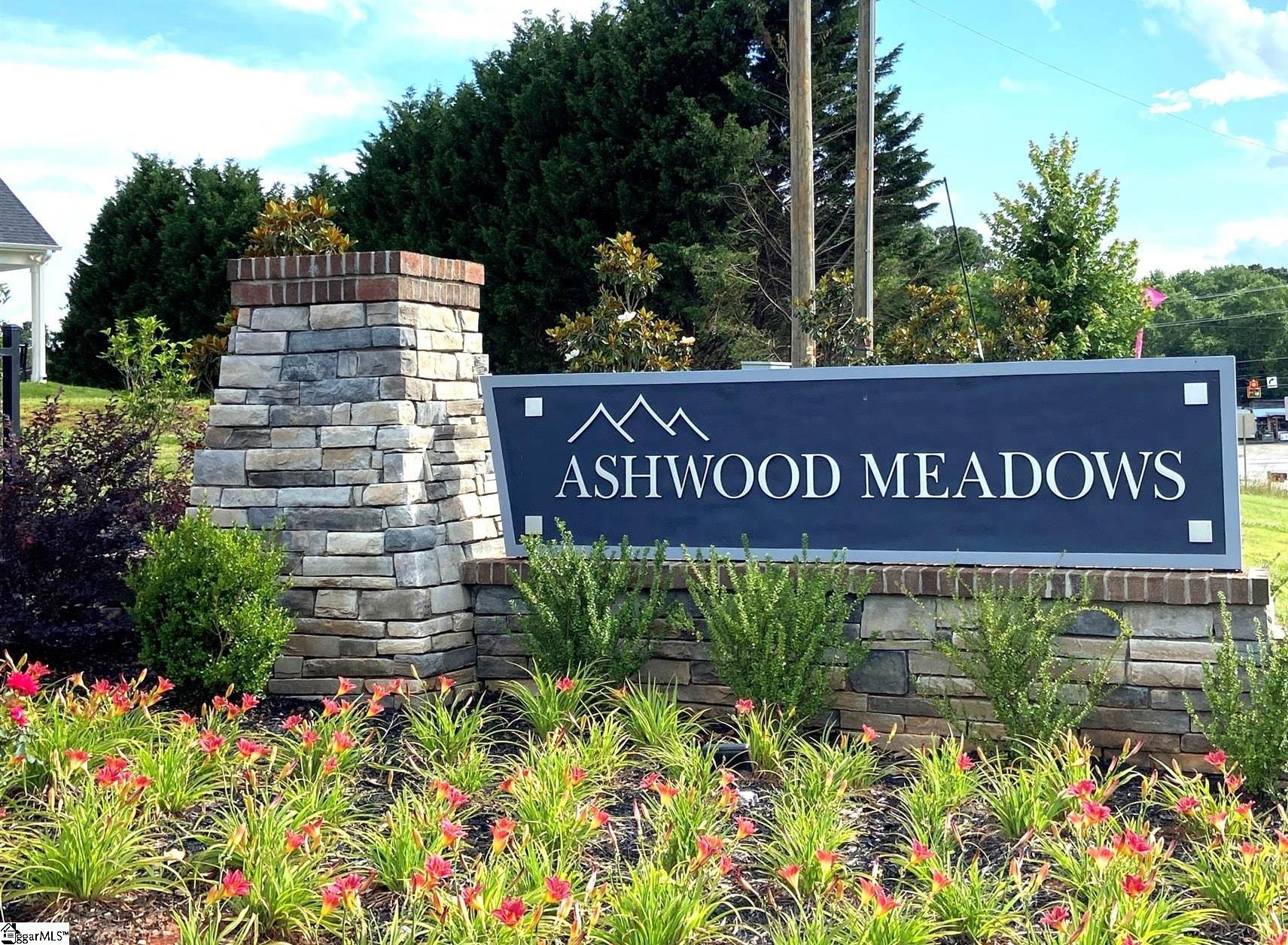 3134 Hillgate Trail Boiling Springs, SC 29316 - Photo 2 of 26