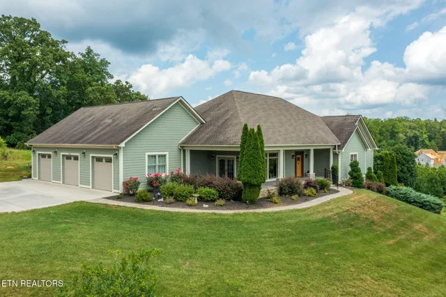 $850,000 | 433 Water View Drive, Rockwood, TN 37854