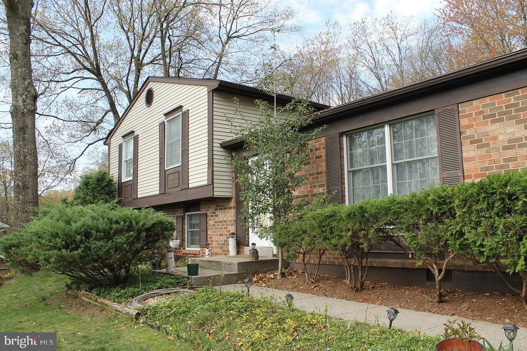 7792 Kawshek Path Hanover, MD 21076 - Photo 2 of 18