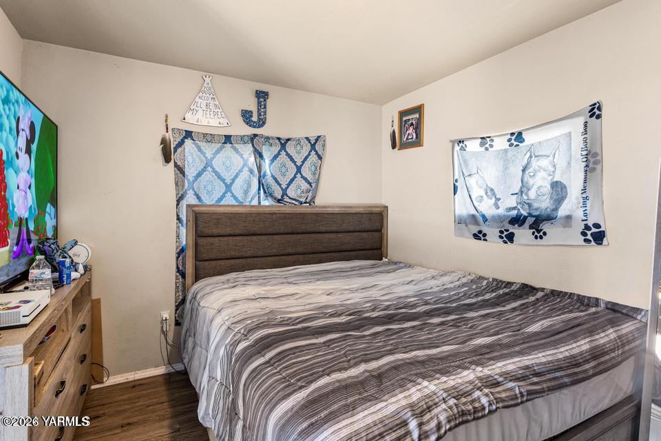 1215 Cherry Avenue Yakima, WA 98902 - Photo 6 of 17 1215 Cherry Ave.