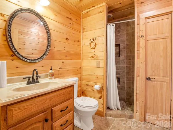 $498,000 | 907 Hidden Lake Parkway, Nebo, NC 28761