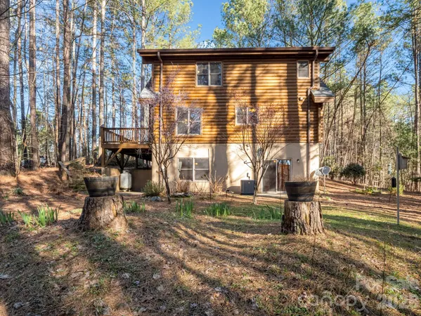 $498,000 | 907 Hidden Lake Parkway, Nebo, NC 28761