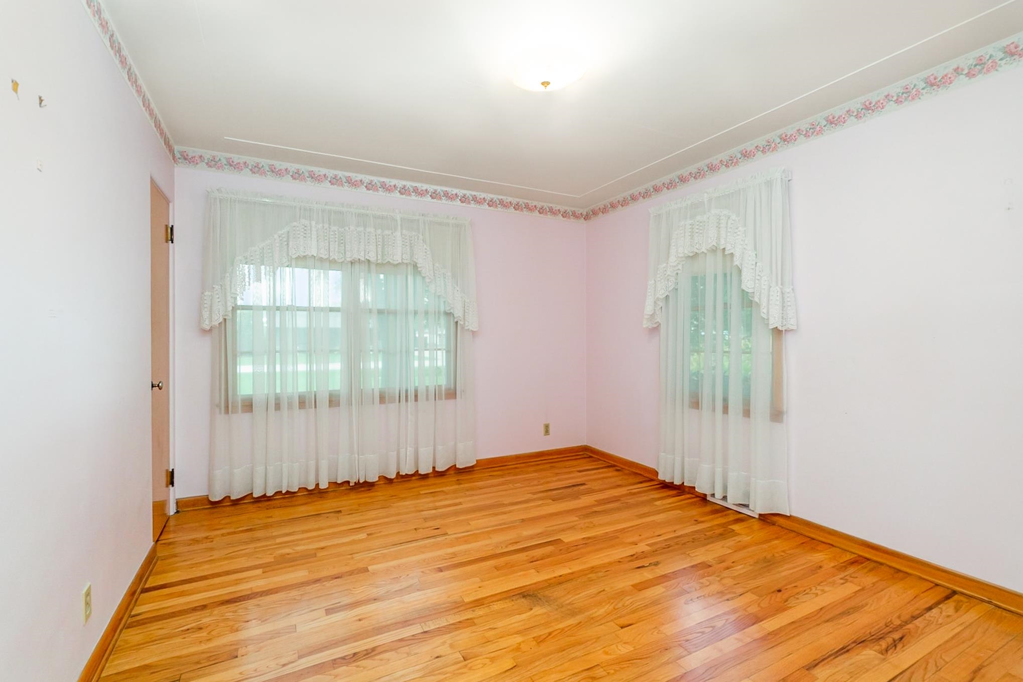 4792 3 Mile Road Bay City, MI 48706 - Photo 10 of 24 Gallery Image 10