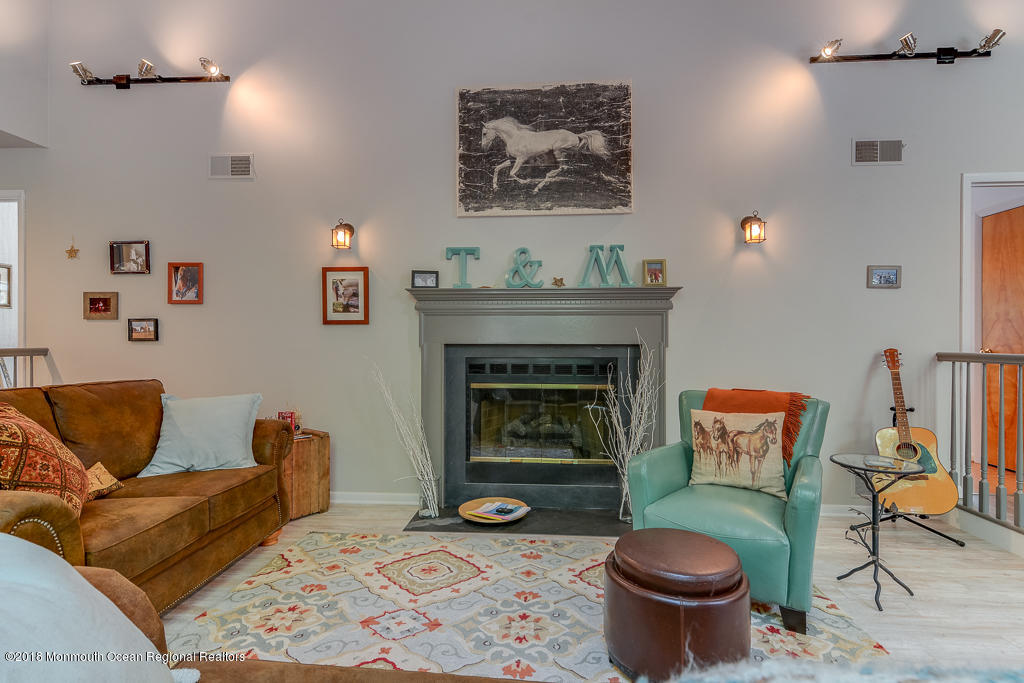 5216 Megill Road Farmingdale, NJ 07727 - Photo 13 of 33 0017__SMALL