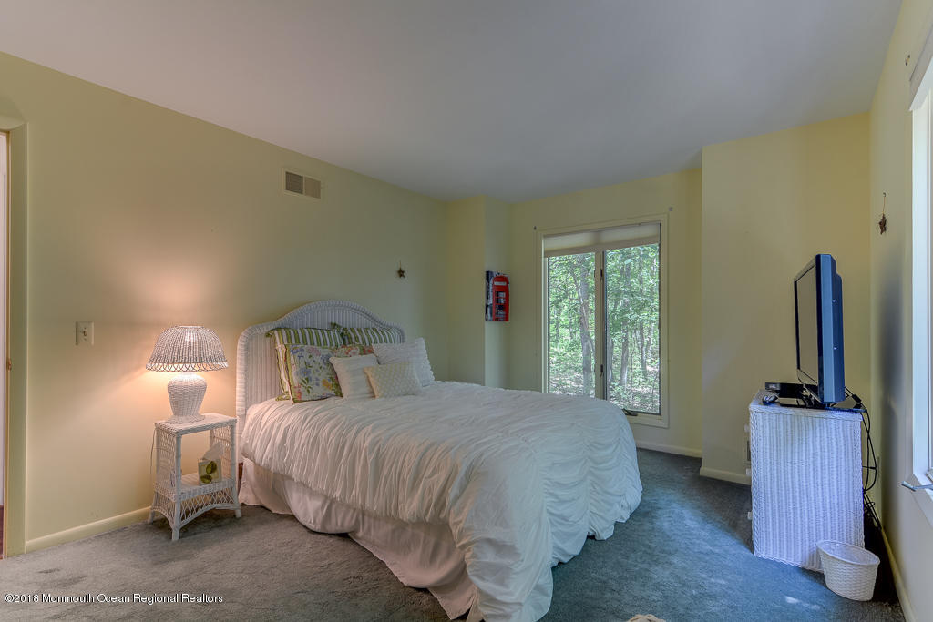 5216 Megill Road Farmingdale, NJ 07727 - Photo 24 of 33 0035__SMALL