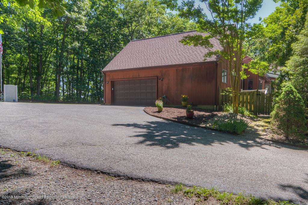 5216 Megill Road Farmingdale, NJ 07727 - Photo 3 of 33 0004__SMALL