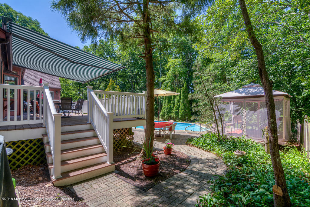 5216 Megill Road Farmingdale, NJ 07727 - Photo 5 of 33 0008__SMALL