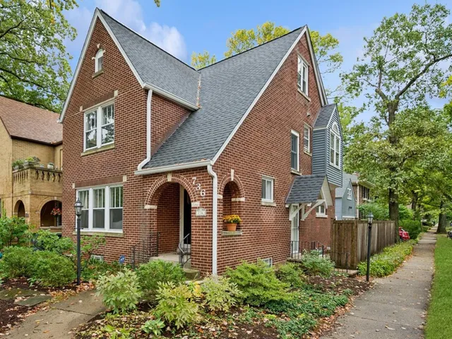 $1,249,000 | 736 Central Street, Evanston, IL 60201