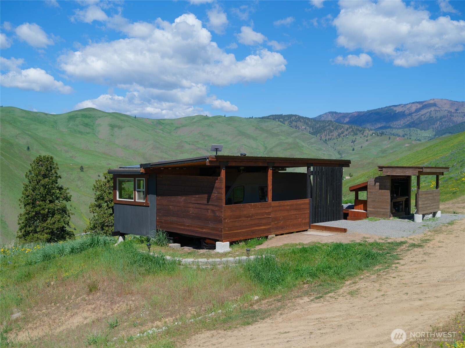 6993 Nahahum Canyon Road Cashmere, WA 98815 - Photo 15 of 35