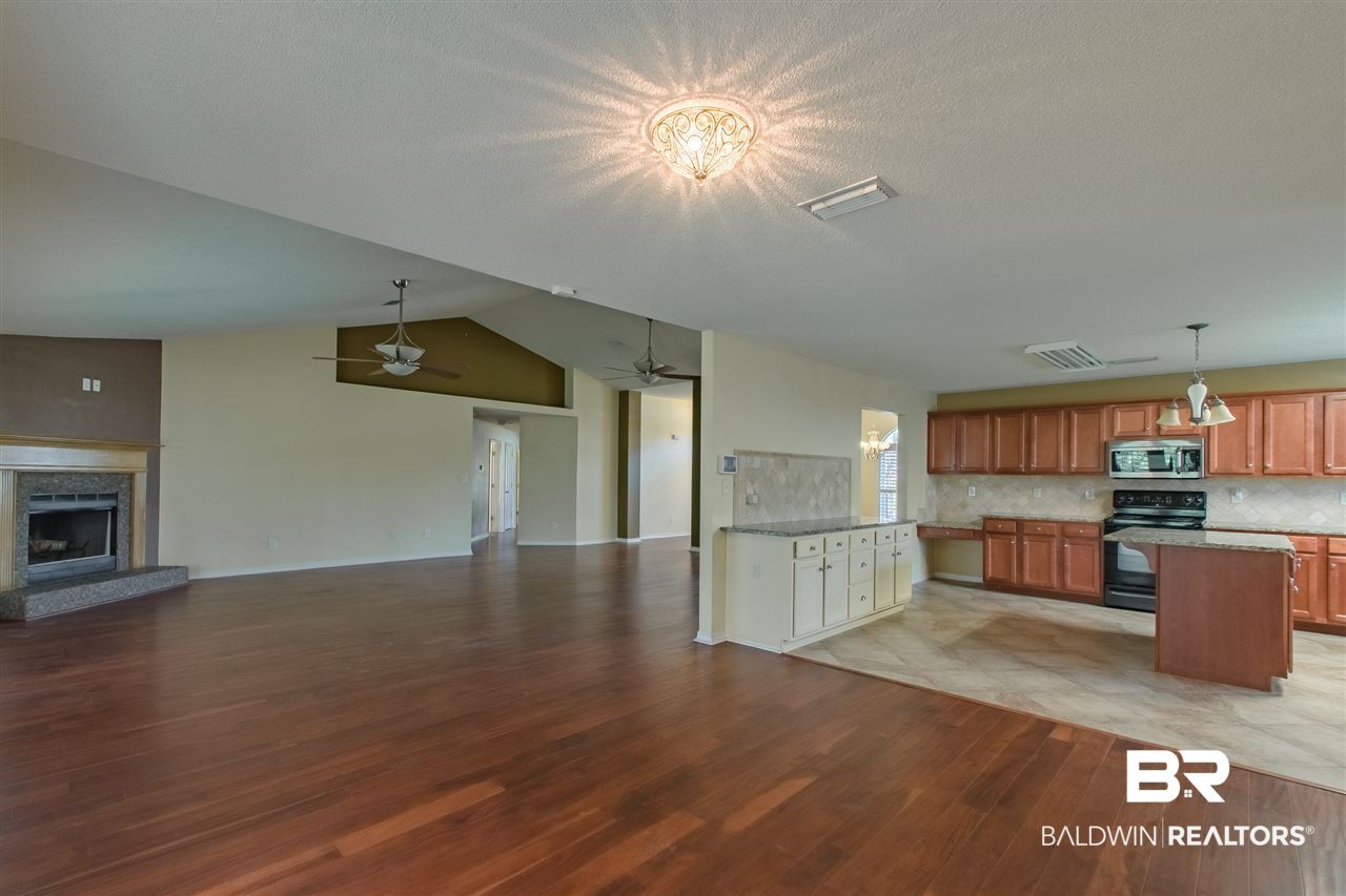 322 Manchester Lane Foley, AL 36535 - Photo 15 of 45