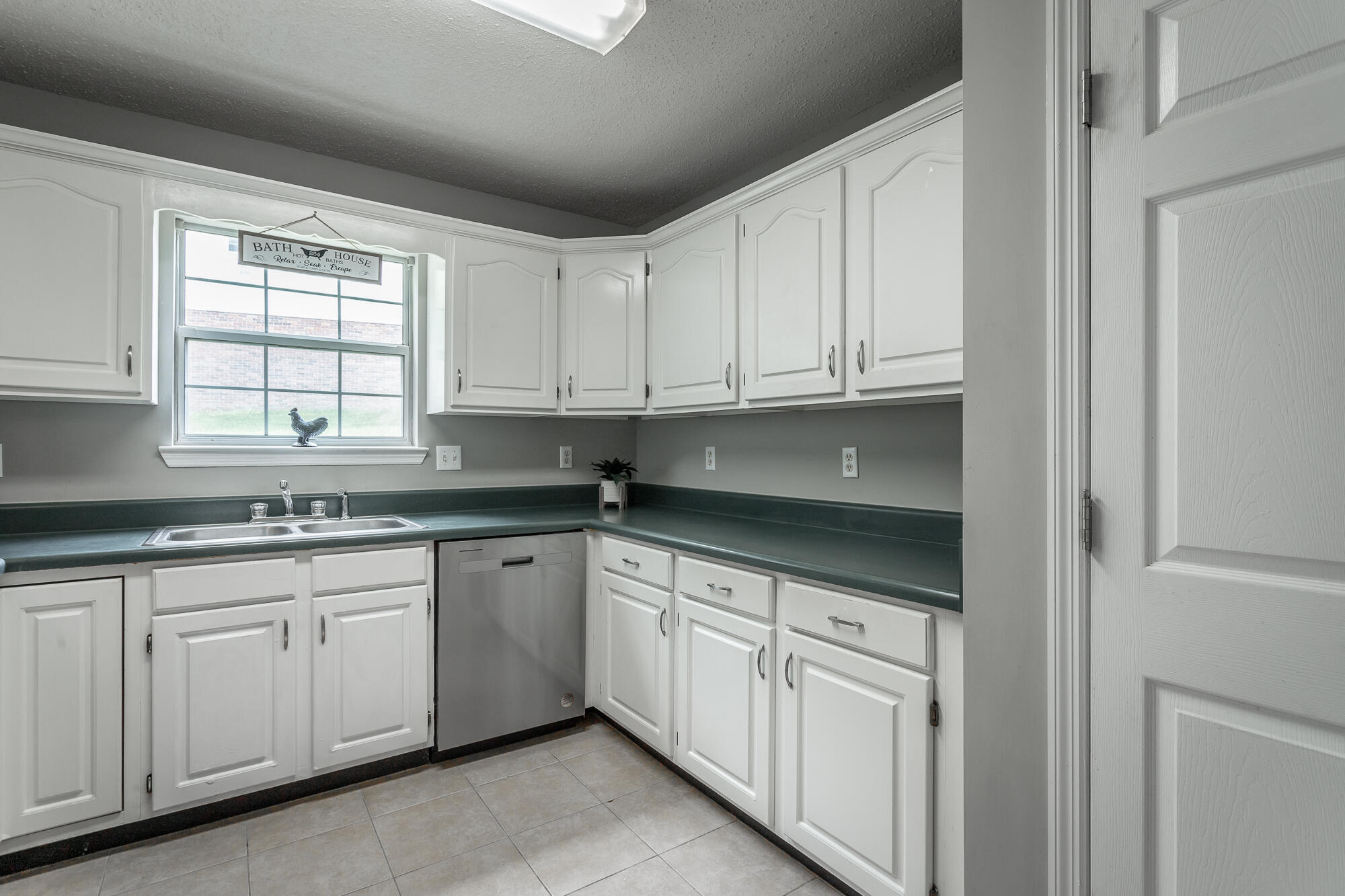 579 Middle View Drive Ringgold, GA 30736 - Photo 14 of 68 579 Middle View Drive HD-12