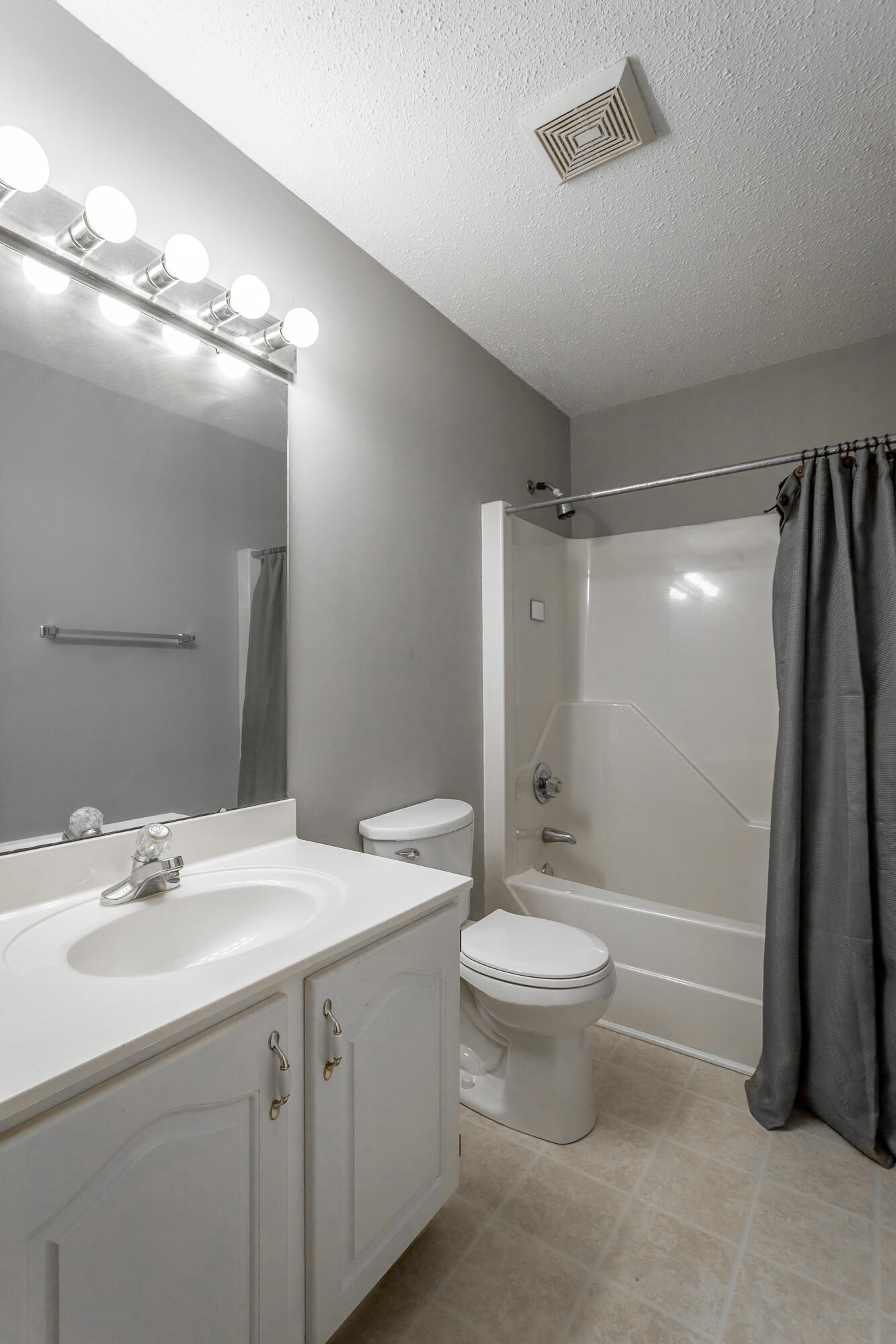 579 Middle View Drive Ringgold, GA 30736 - Photo 33 of 68 579 Middle View Drive HD-31