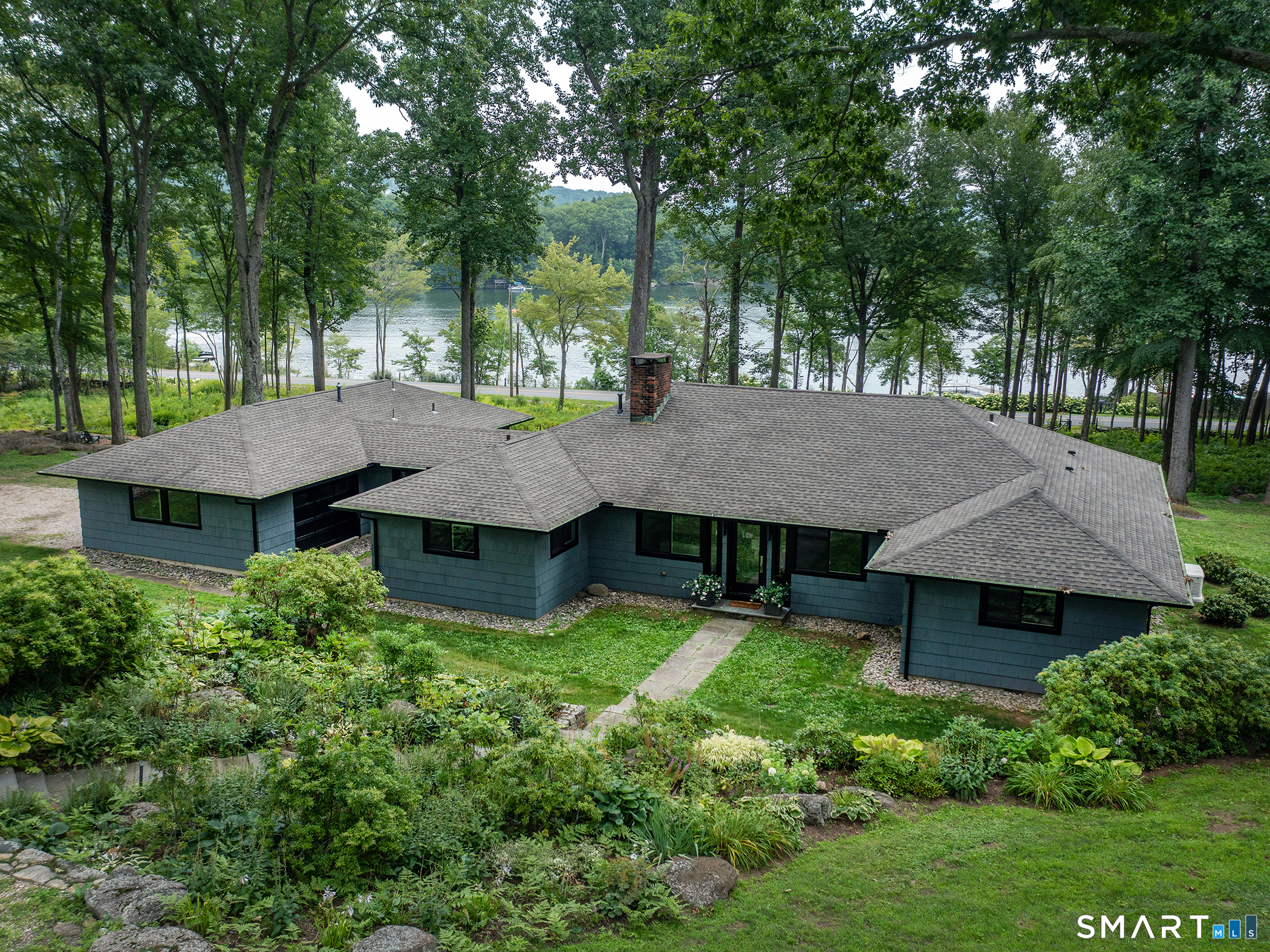 321 West Shore Road Washington, CT 06777 - Photo 1 of 40