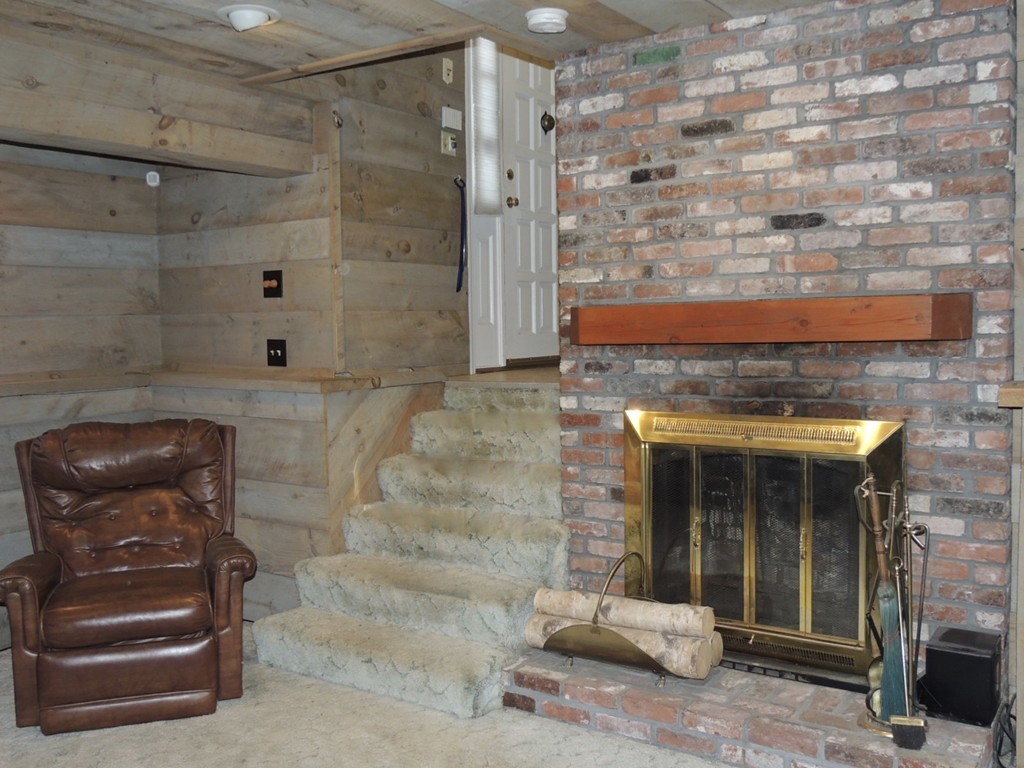 16 Rhodes Avenue Sharon, MA 02067 - Photo 10 of 20 Gallery Image 10