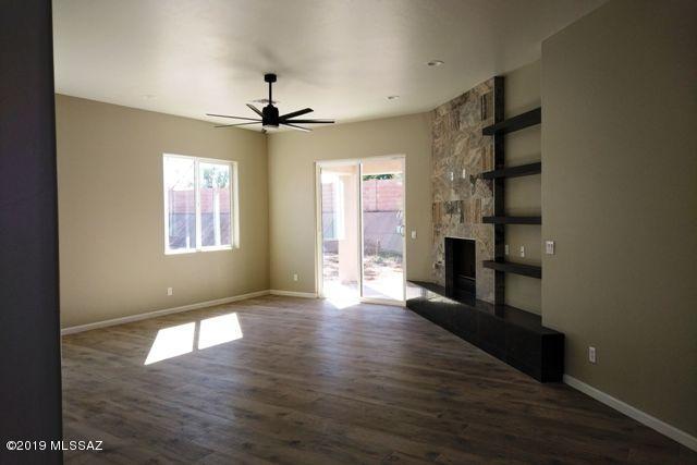 280 Circulo Bellagio Rio Rico, AZ 85648 - Photo 3 of 19