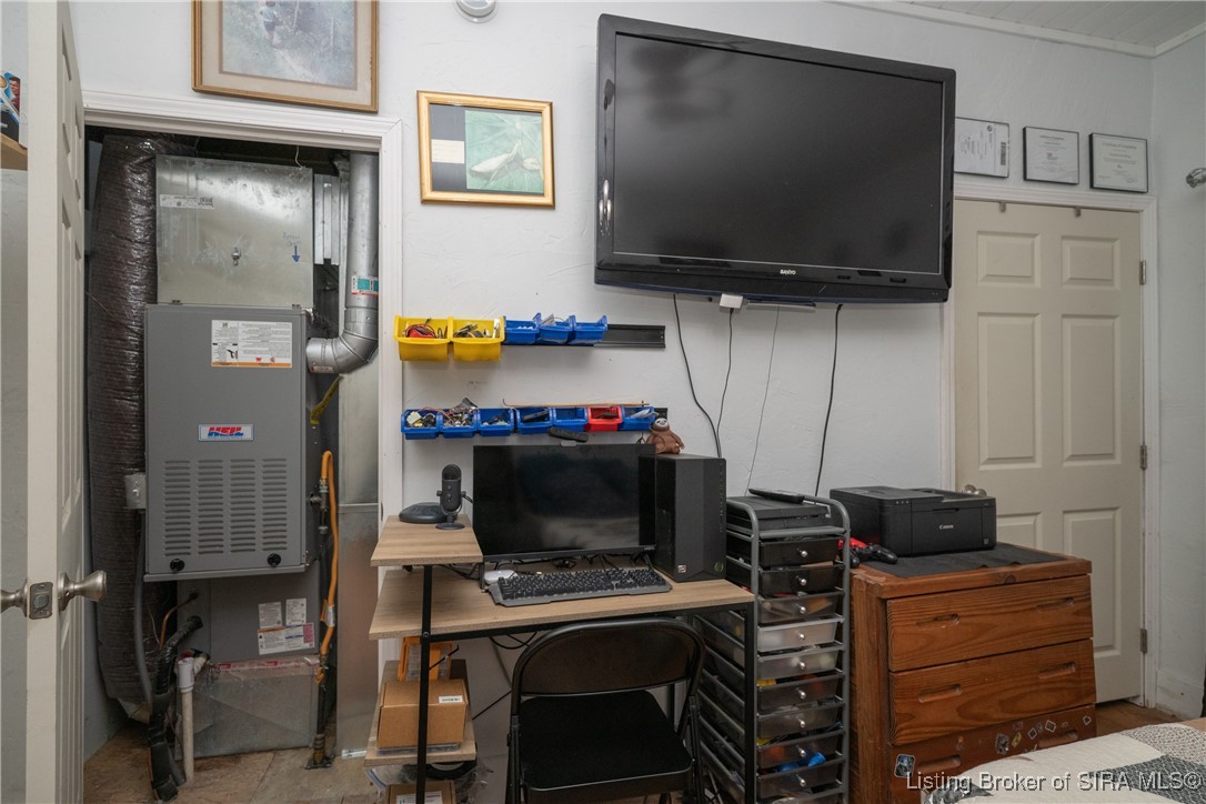 6916 North Pumpkin Center East Road Scottsburg, IN 47170 - Photo 33 of 42