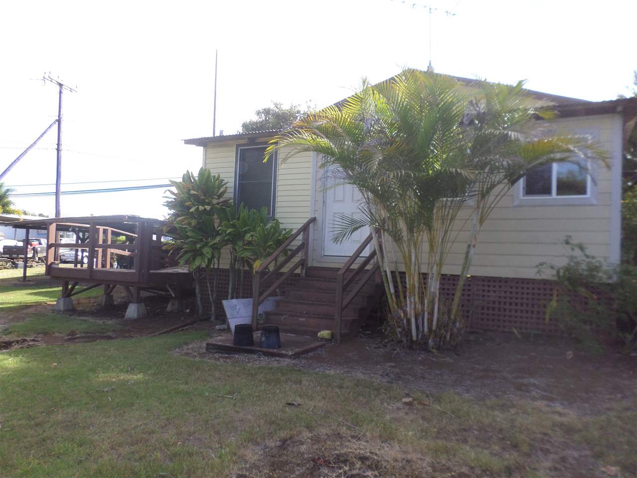 3206 Lower Kula Road Kula, HI 96790 - Photo 1 of 18 a view of a house with a yard