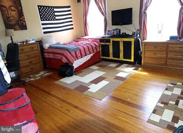 4373 Main Street, Unit 2F Philadelphia, PA 19127 - Photo 7 of 15