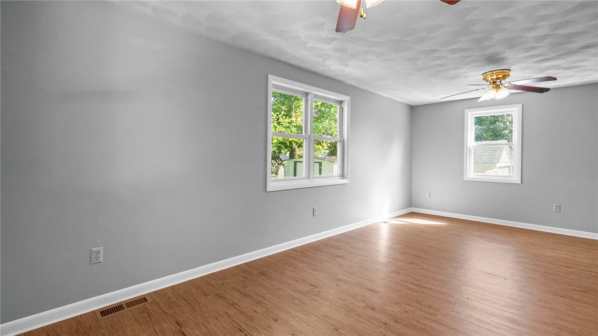 14 Vista Road Warwick, RI 02888 - Photo 15 of 30 Gallery Image 15