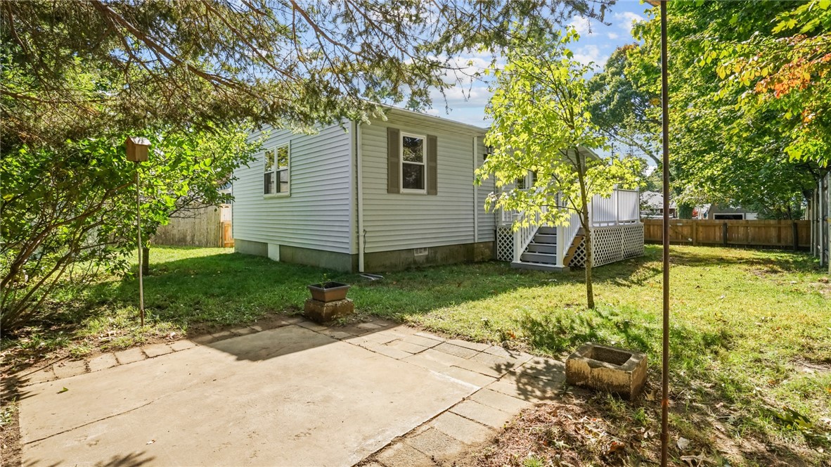 14 Vista Road Warwick, RI 02888 - Photo 26 of 30 Gallery Image 26