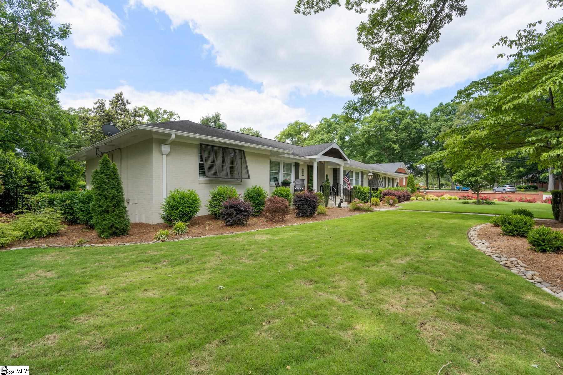 10 Botany Road Greenville, SC 29615 - Photo 2 of 36 Gallery Image 2