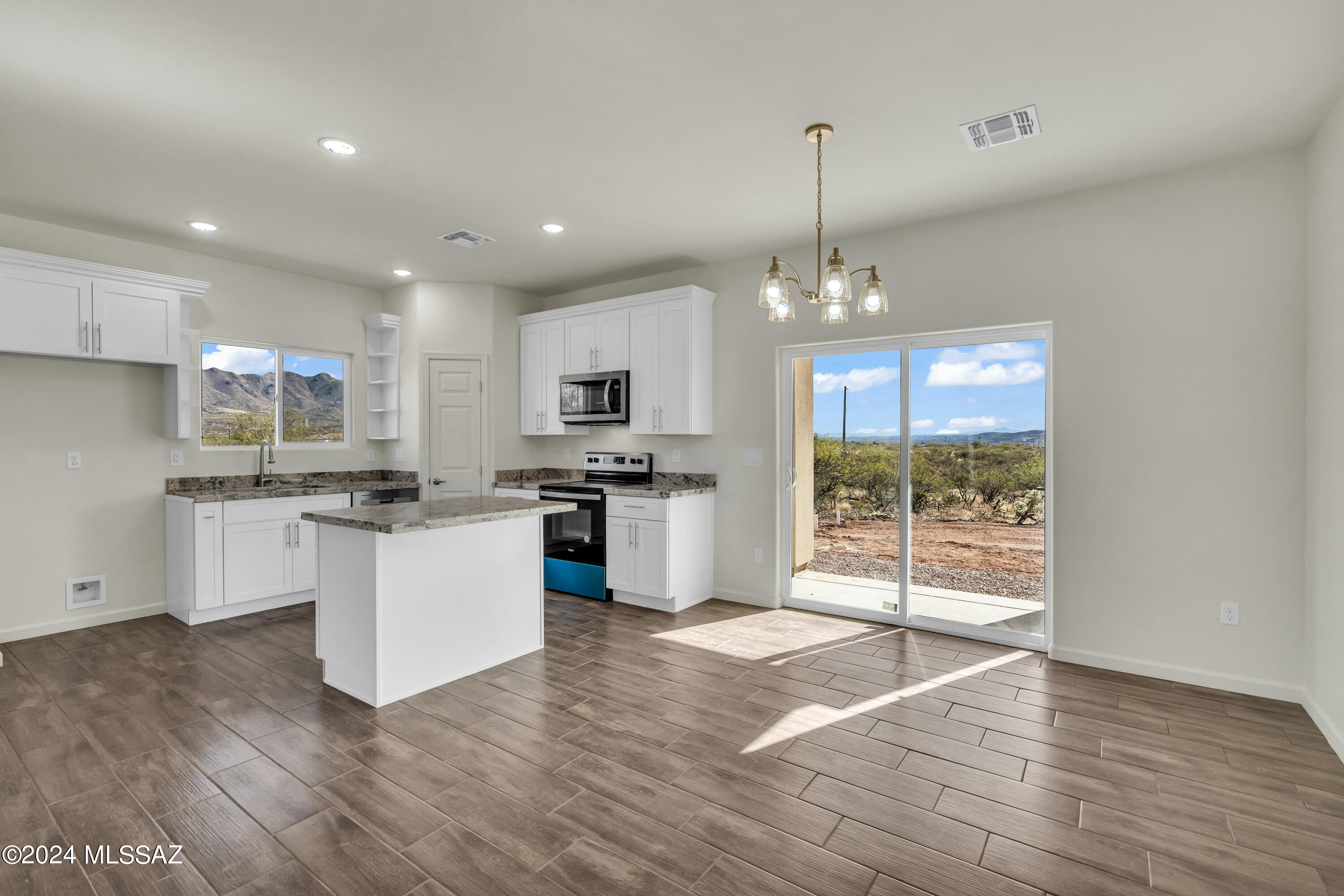 100 Headge Court Rio Rico, AZ 85648 - Photo 9 of 29
