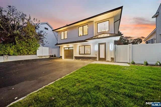 $999,000 | 4-10 Morlot Avenue, Fair Lawn, NJ 07410