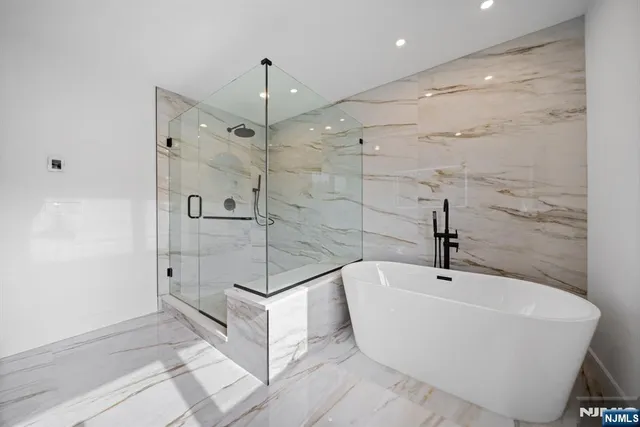 $999,000 | 4-10 Morlot Avenue, Fair Lawn, NJ 07410