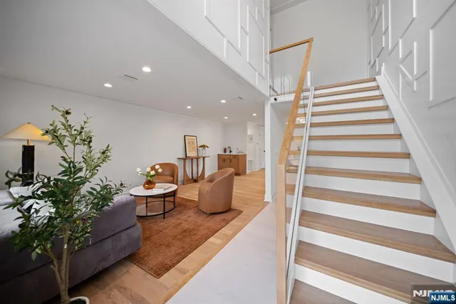 $999,000 | 4-10 Morlot Avenue, Fair Lawn, NJ 07410