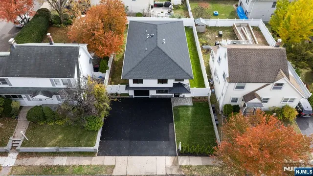 $999,000 | 4-10 Morlot Avenue, Fair Lawn, NJ 07410