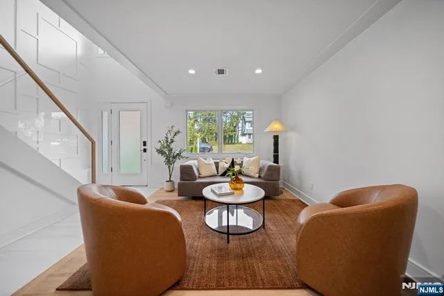 $999,000 | 4-10 Morlot Avenue, Fair Lawn, NJ 07410