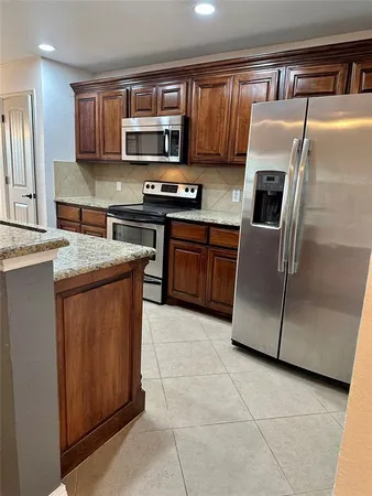 $2,300 | 8110 Toltec Court, Arlington, TX 76002