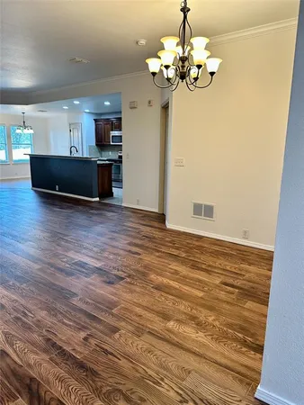 $2,300 | 8110 Toltec Court, Arlington, TX 76002