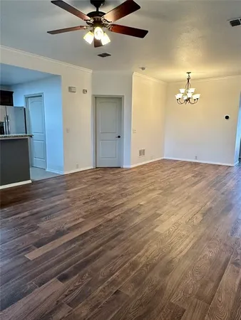 $2,300 | 8110 Toltec Court, Arlington, TX 76002