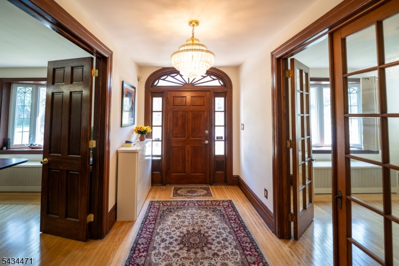 192 Lincoln Road Phillipsburg, NJ 08865 - Photo 15 of 50 a view of a hallway with wooden floor and windows