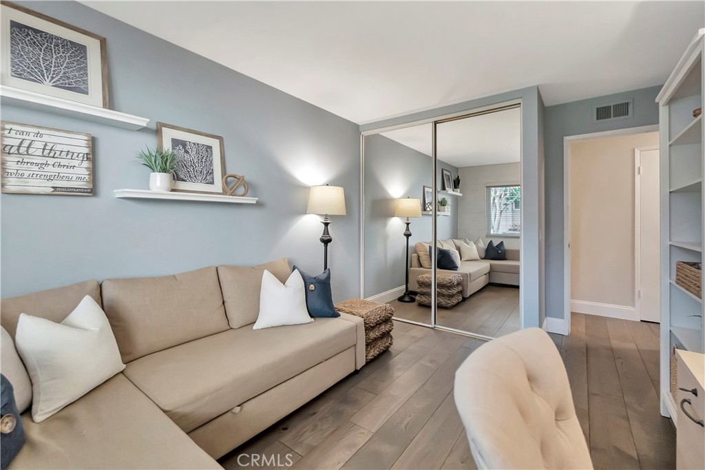 507 Cancha Newport Beach, CA 92660 - Photo 28 of 39 a living room with furniture and a couch