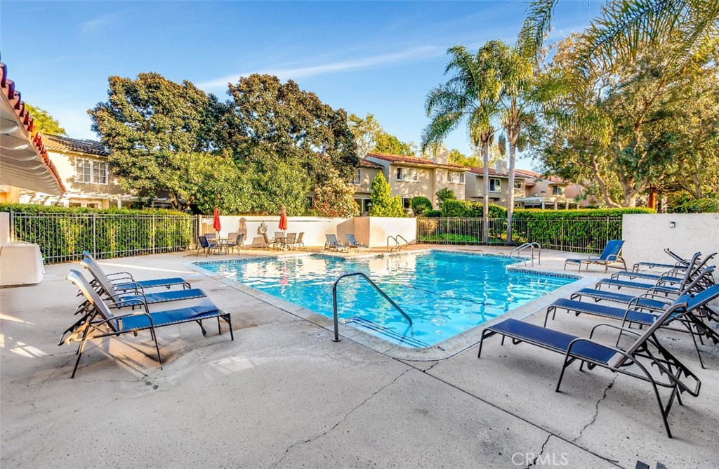 507 Cancha Newport Beach, CA 92660 - Photo 39 of 39 a view of backyard with sitting area