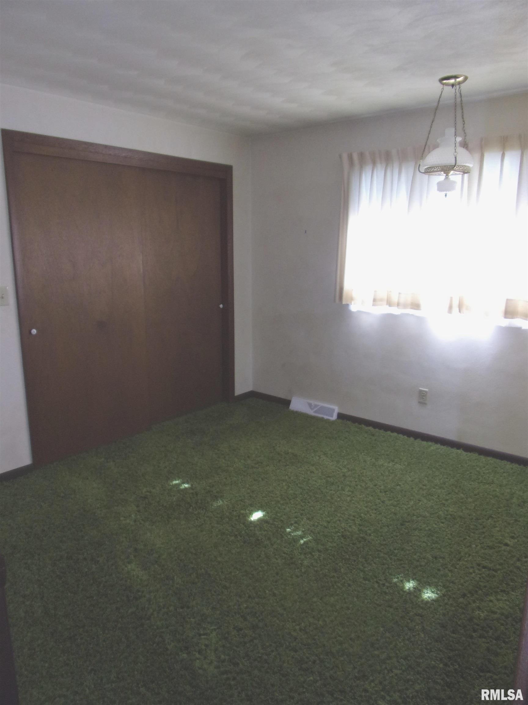 4262 Seven Hills Road Odin, IL 62870 - Photo 12 of 26
