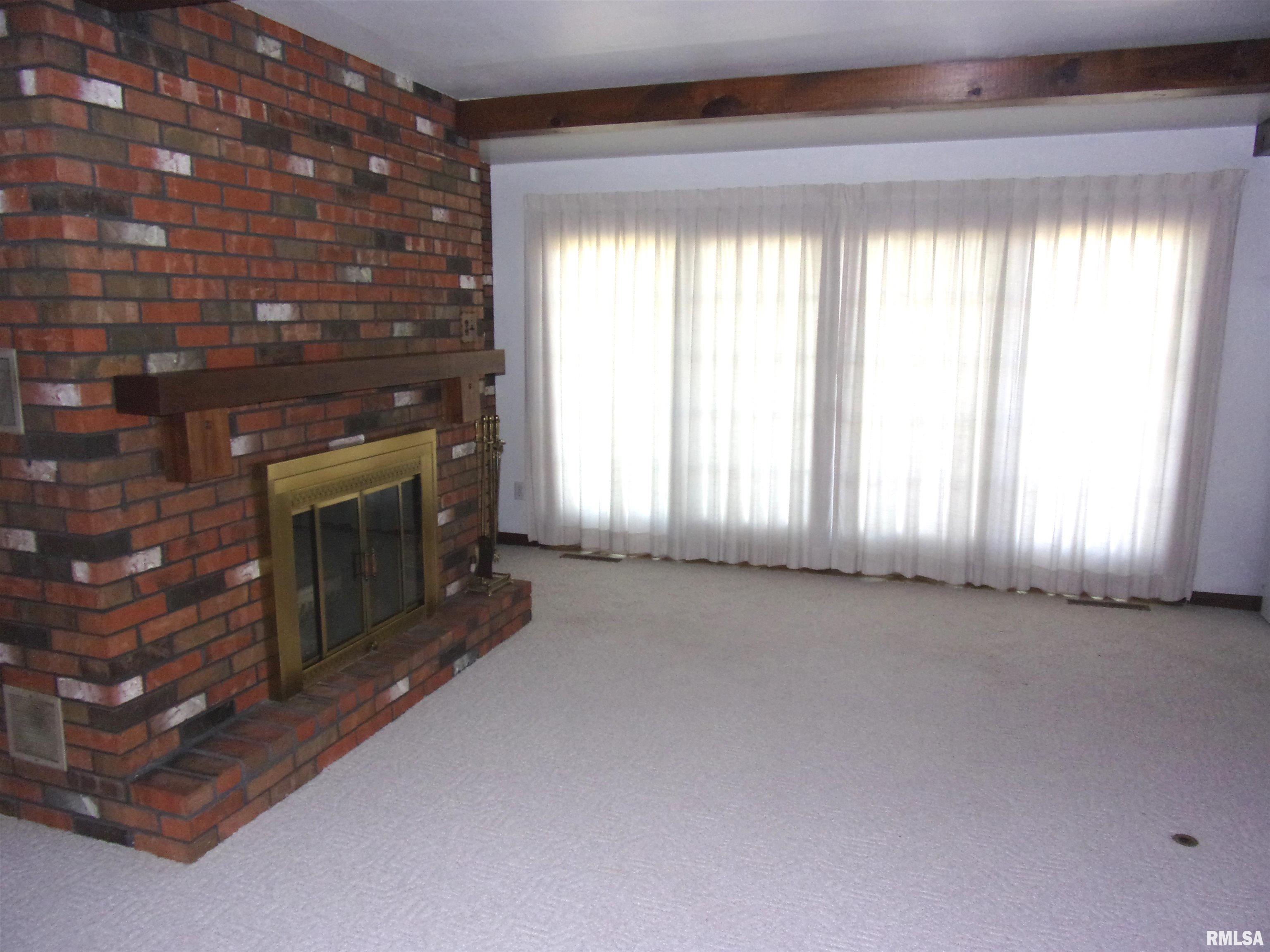4262 Seven Hills Road Odin, IL 62870 - Photo 6 of 26