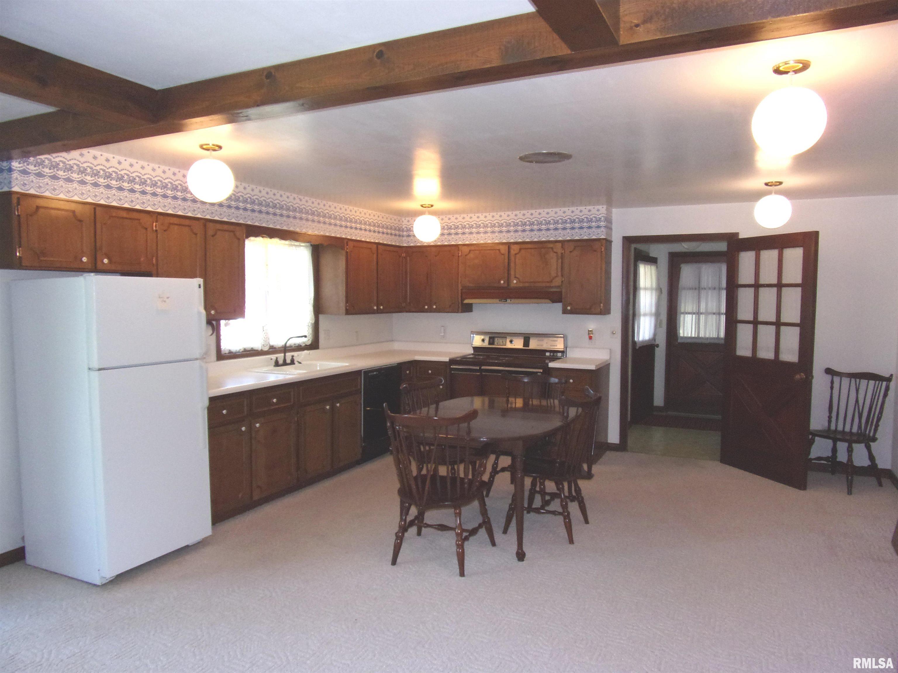 4262 Seven Hills Road Odin, IL 62870 - Photo 7 of 26