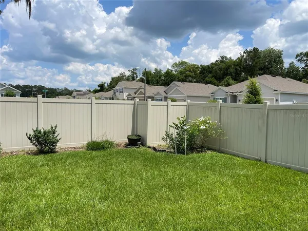$2,800 | 6065 Southwest 84th Street, Gainesville, FL 32608
