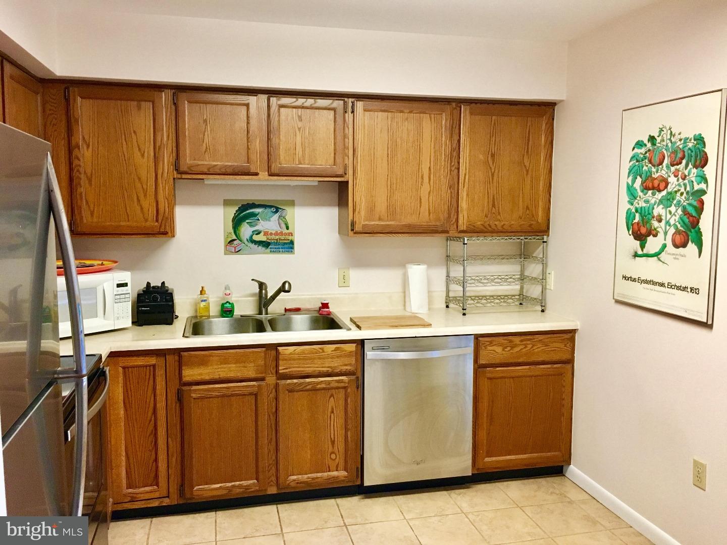 152 Valley Stream Lane Wayne, PA 19087 - Photo 5 of 23