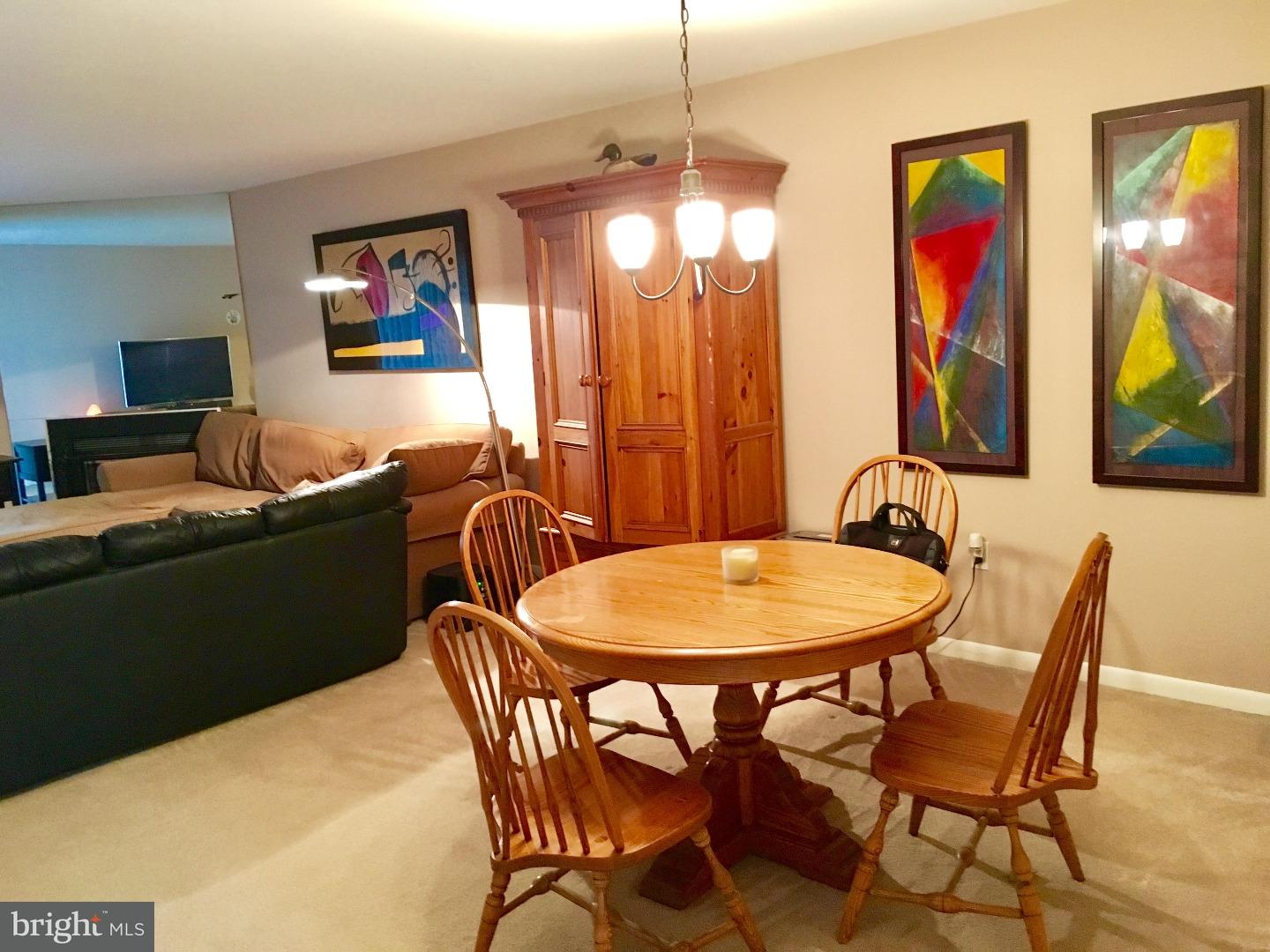 152 Valley Stream Lane Wayne, PA 19087 - Photo 6 of 23 Dining Room